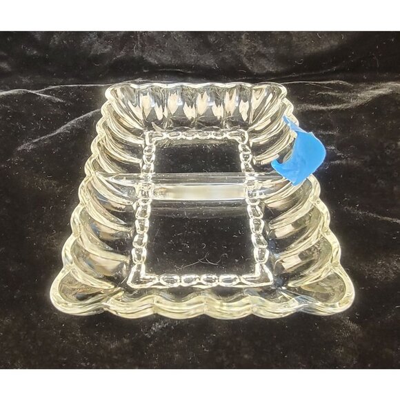 Vintage Clear Pressed Glass Divided Dish with Scalloped Edge - Picture 8 of 13